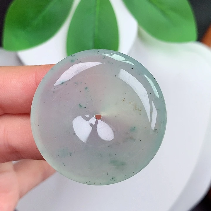 颈饰未镶嵌翡翠平安扣 37.8x7.9mm