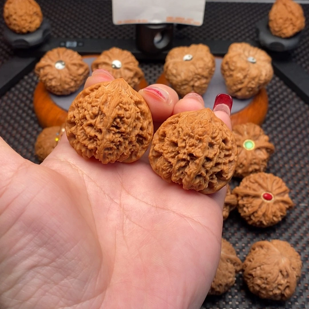 文玩核桃把件海***空满天星