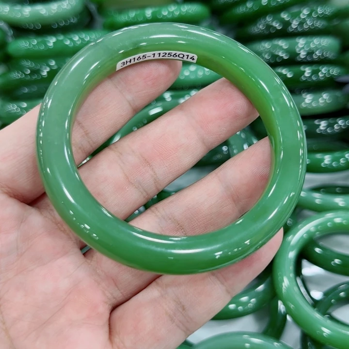 o***o和田玉未镶嵌手镯56.5～0