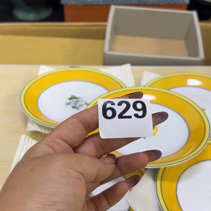 W***8琉璃手工艺品629哈哈哈哈哈