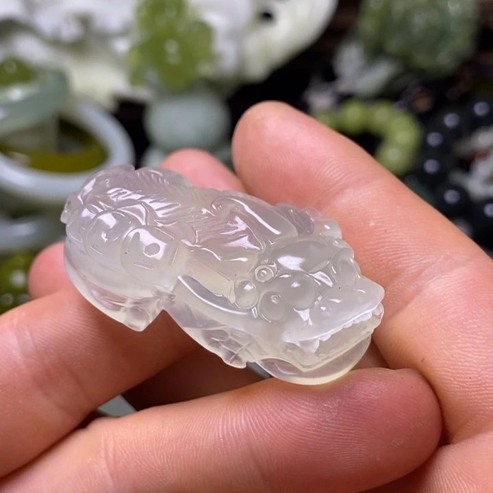 未镶嵌岫玉岫玉颈饰