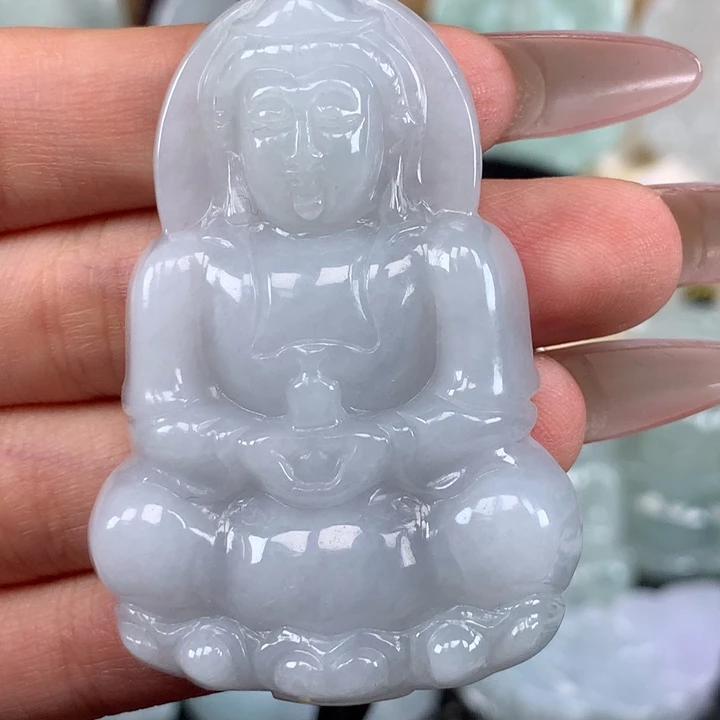 颈饰未镶嵌翡翠观音