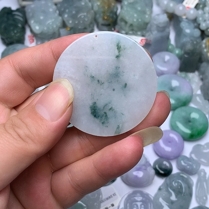 翡翠未镶嵌颈饰天然翡翠