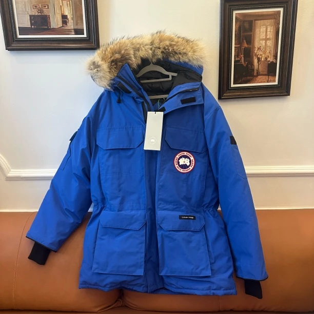 未使用 CANADA GOOSE M码-远征/公价17000 【小鱼】#35544