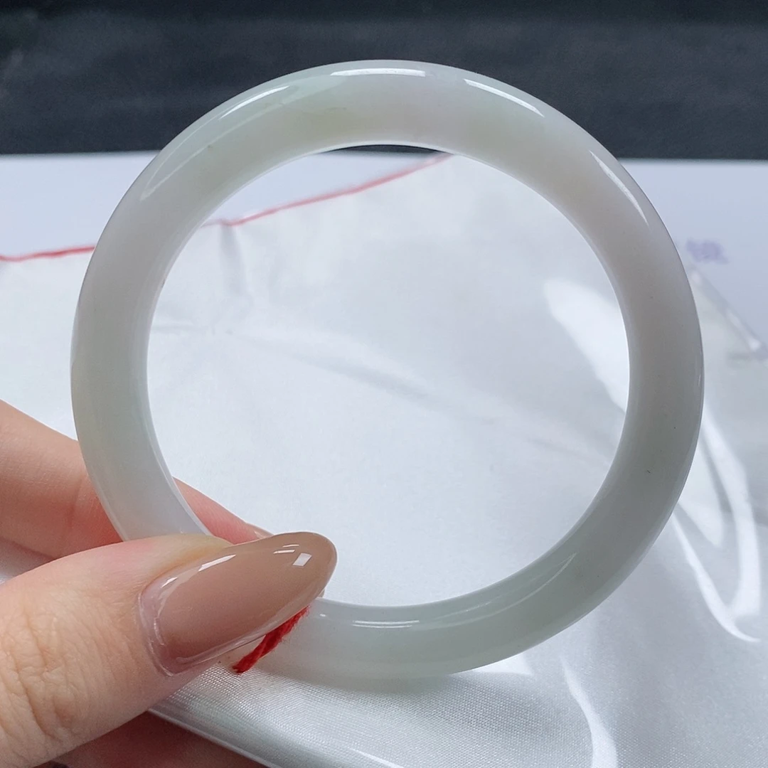 【闪购商品】翡翠手镯（圆镯）未镶嵌309号