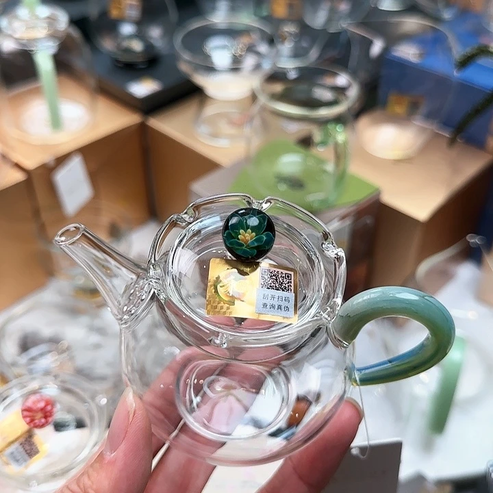 禾器华蕊壶翠青玉