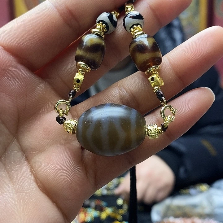 玛瑙/玉髓合金颈饰