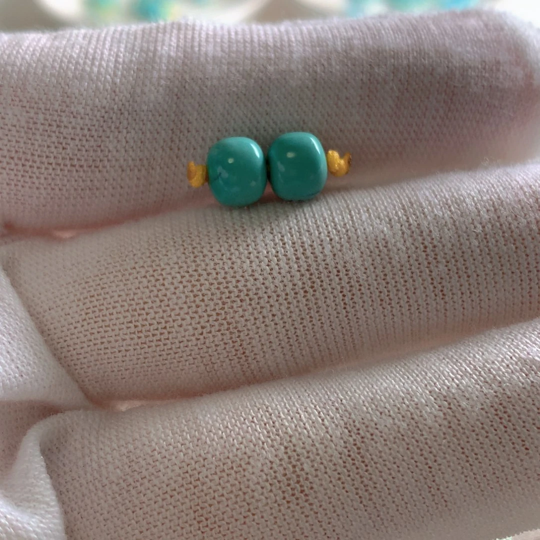 绿松石未镶嵌挂件