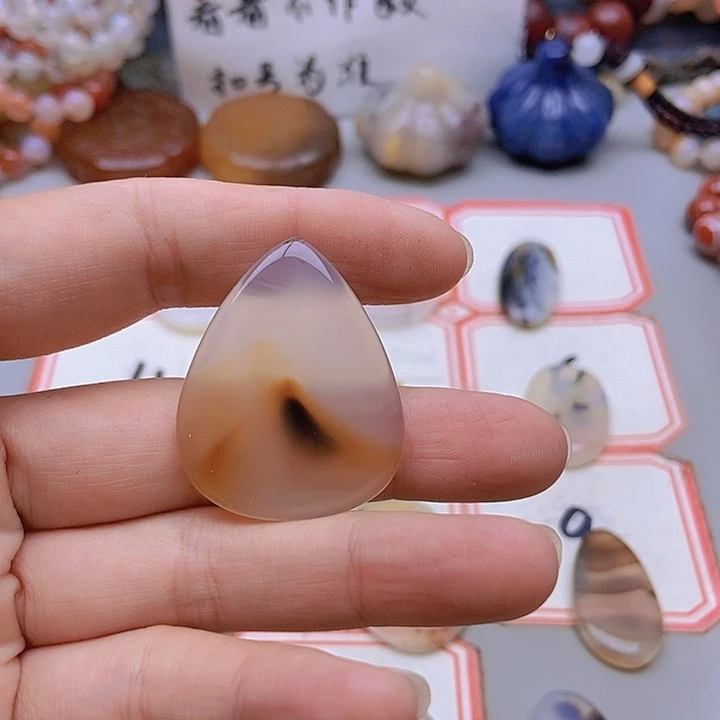 【闪购商品】未镶嵌玛瑙/玉髓珠宝半成品延****啡
