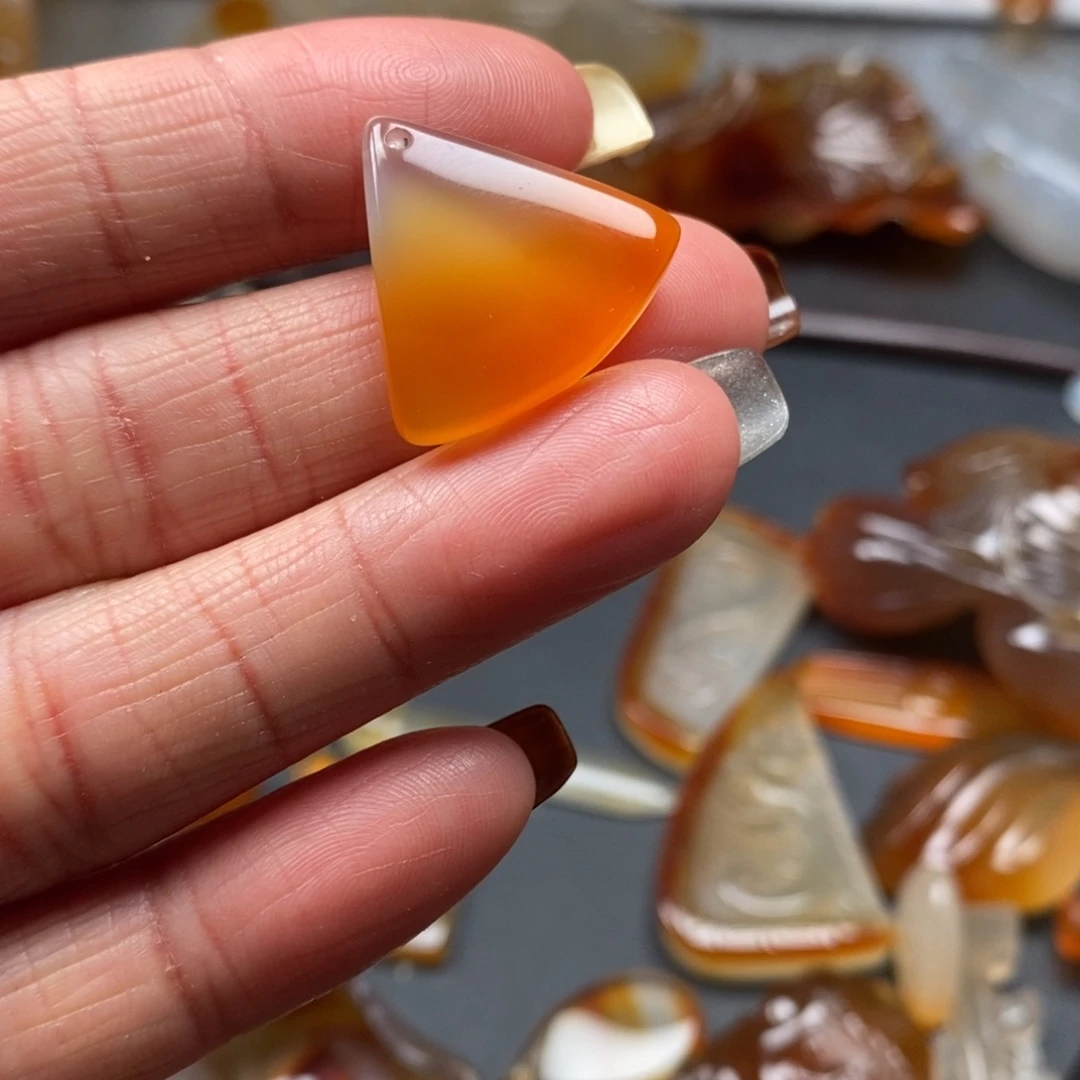 玛瑙/玉髓未镶嵌颈饰