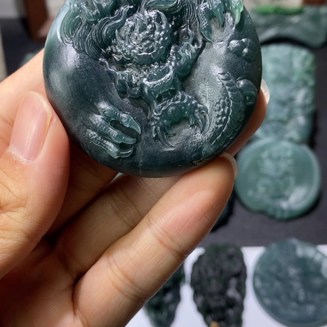 定制翡翠未镶嵌圆龙牌