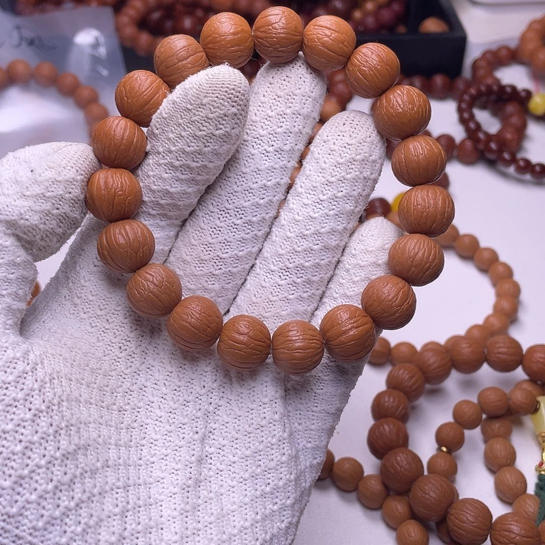 猪****吊坠猴头核桃聚宝盆