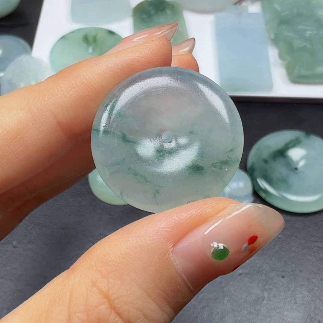 定制翡翠未镶嵌毛货