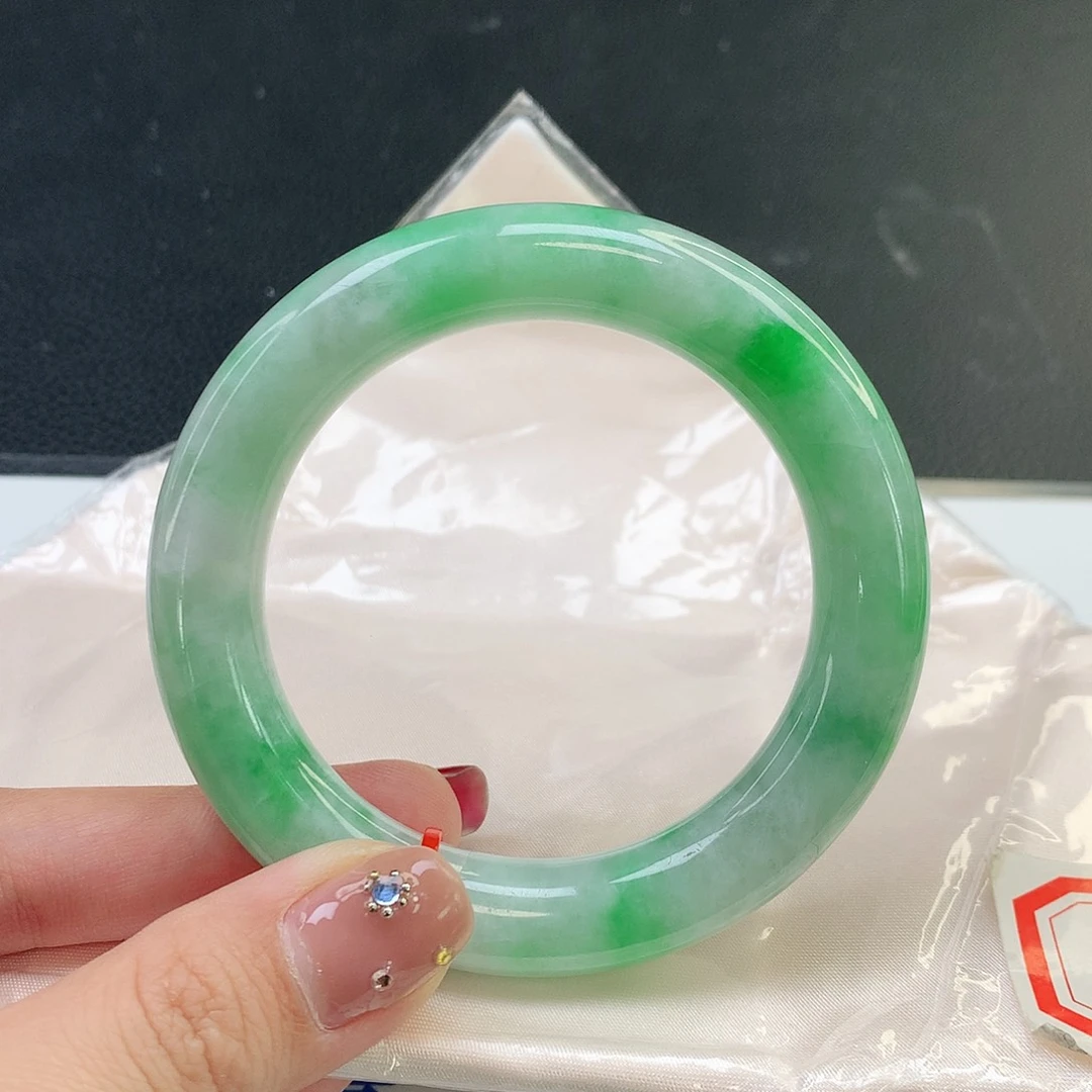 翡翠手镯未镶嵌天然翡翠A货805