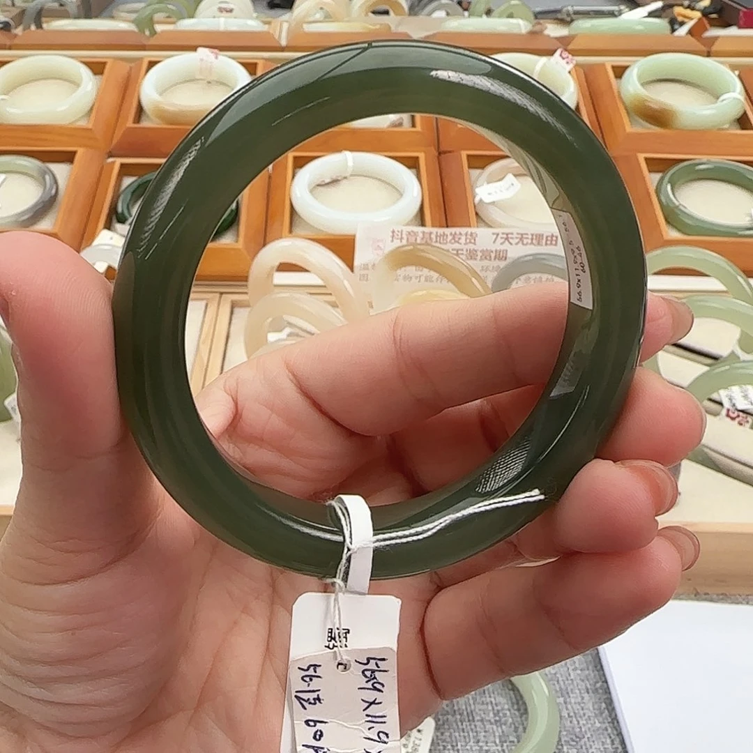 和田玉未镶嵌手镯湖水绿56/57