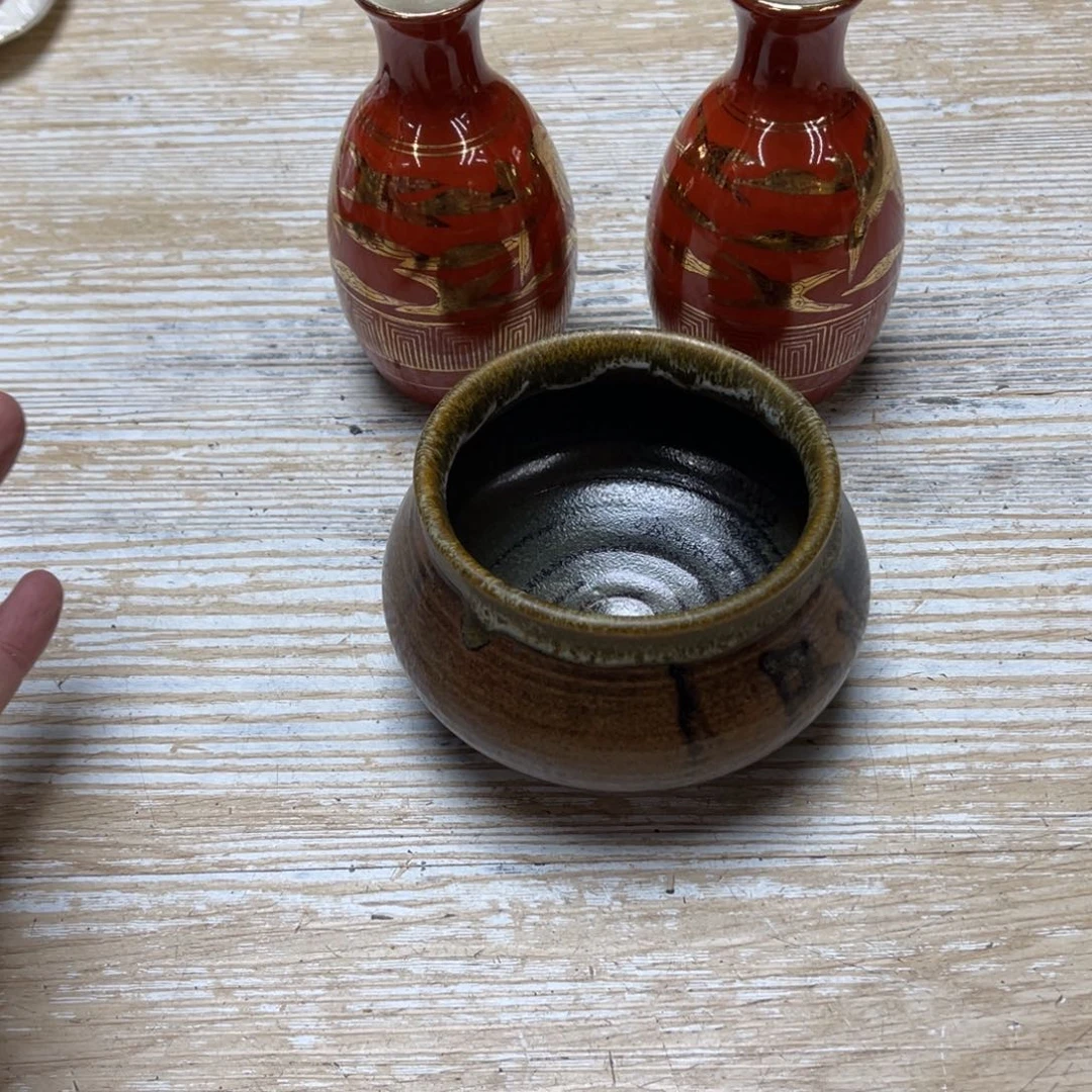 瓷片仁****馆密密麻麻的一个人在
