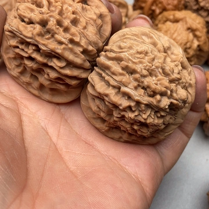 文玩核桃把件太***锡四座楼