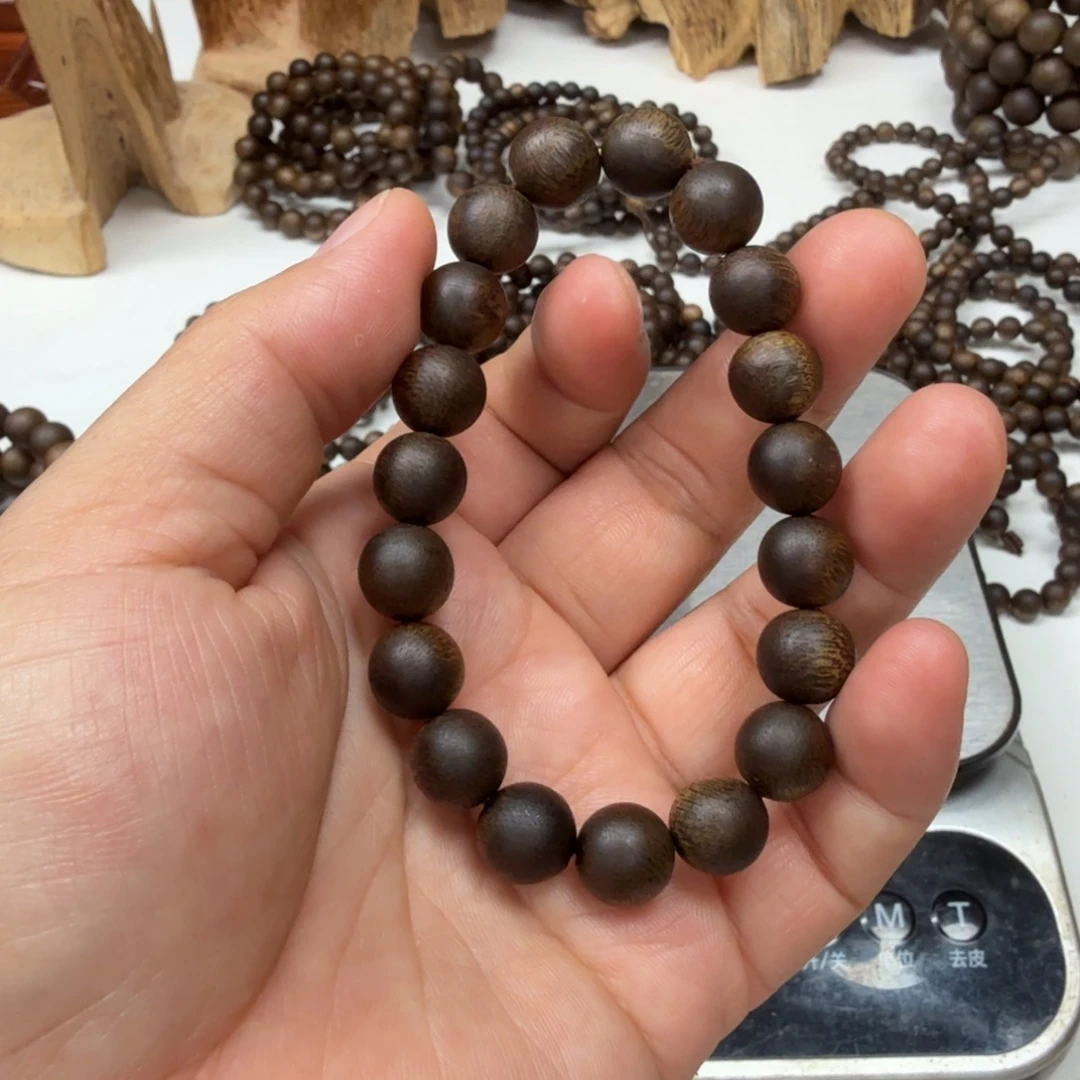 泽***印沉香沉香碎屑海南乌身白棋1.0大12克➕碎屑多样性发一