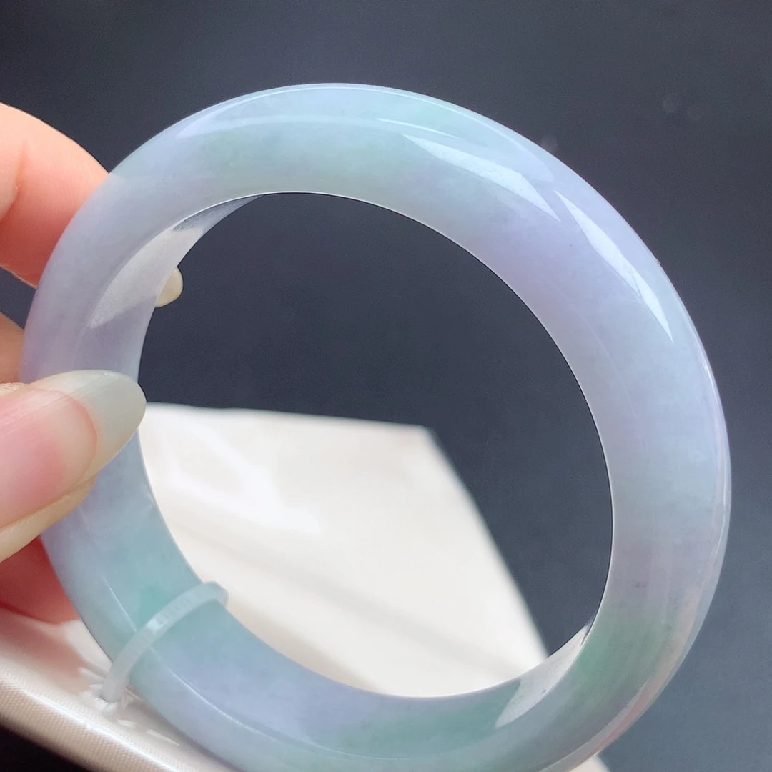 翡翠未镶嵌手镯56圈口