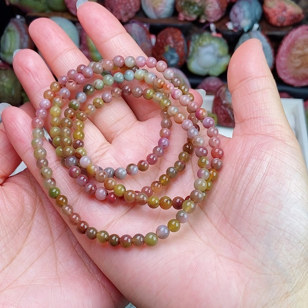 未镶嵌石英质玉（盐源）珠宝半成品