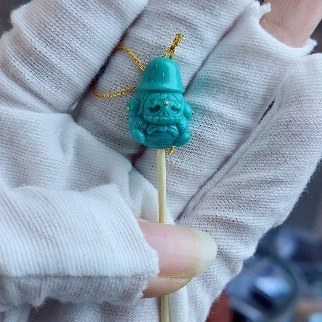未镶嵌绿松石珠宝奇石