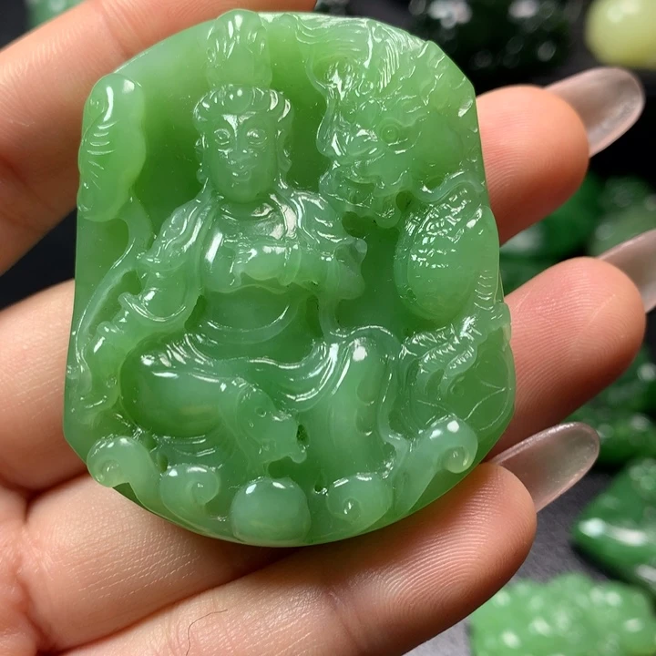 逆***人和田玉未镶嵌颈饰