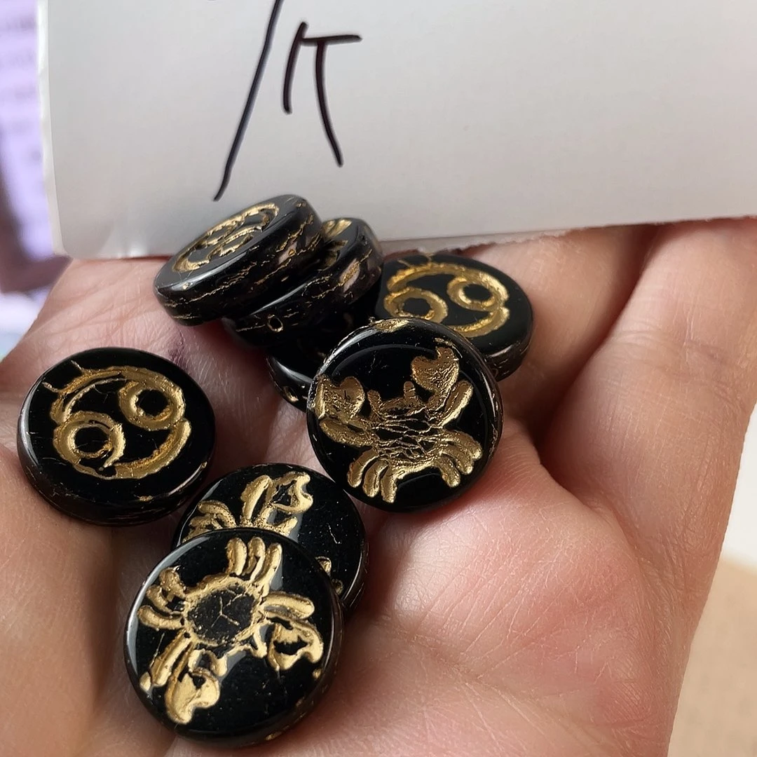 琉璃黑金螃蟹牌一个