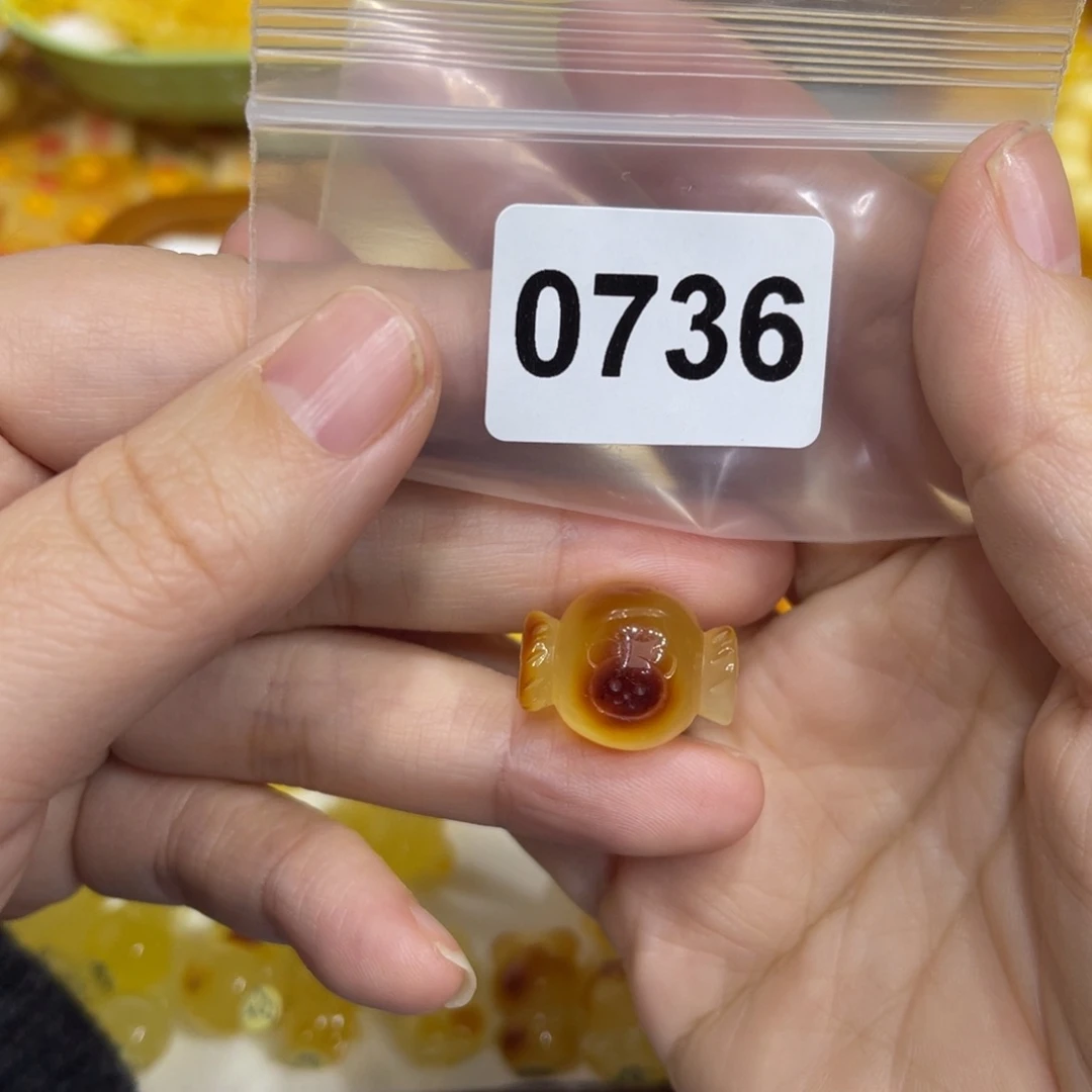 琥珀珠宝奇石未镶嵌