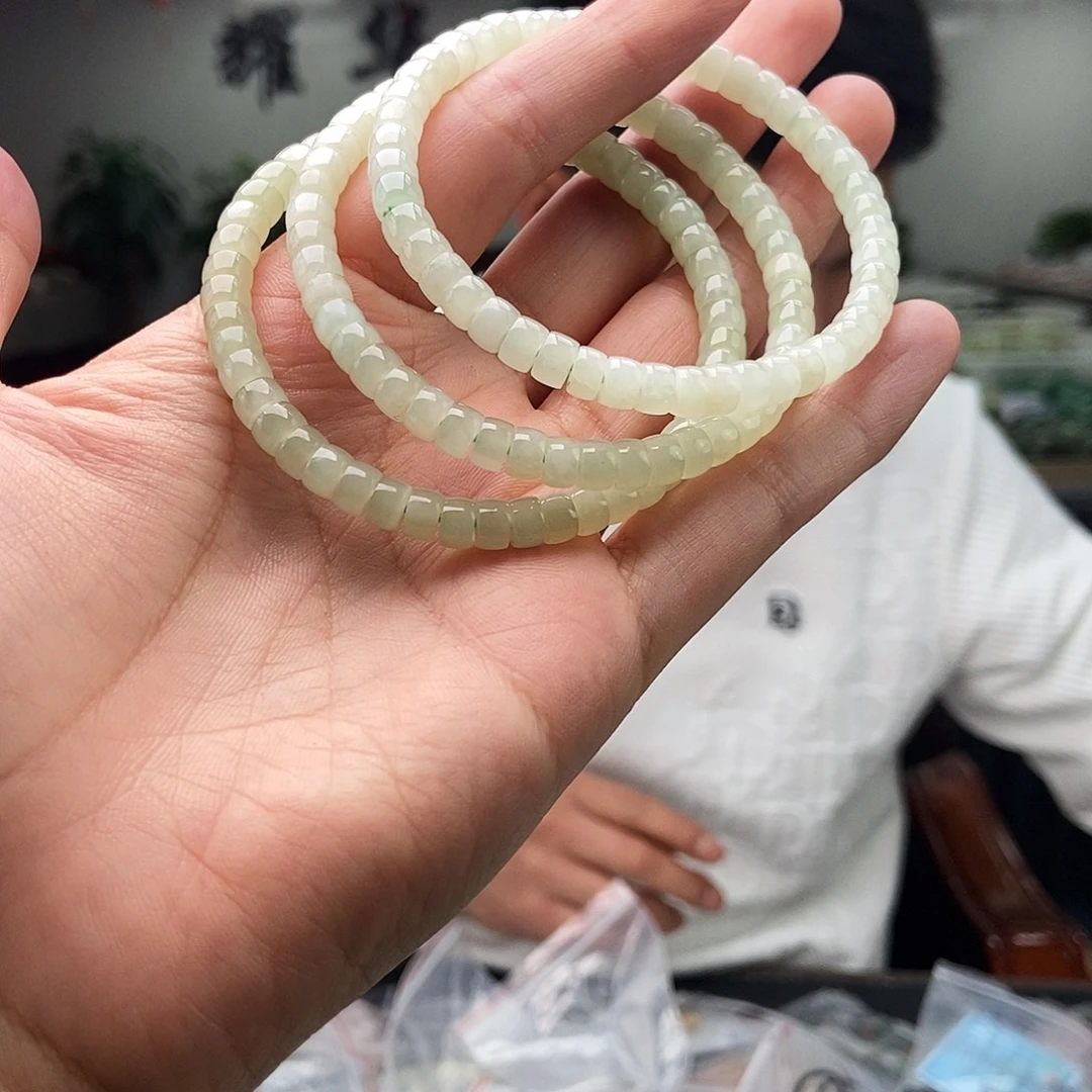 和田玉未镶嵌颈饰手串 颜色多样性发拍一发一