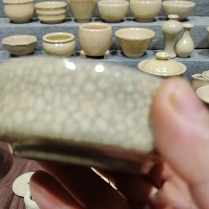 龚东华老师梅花墨纹作品