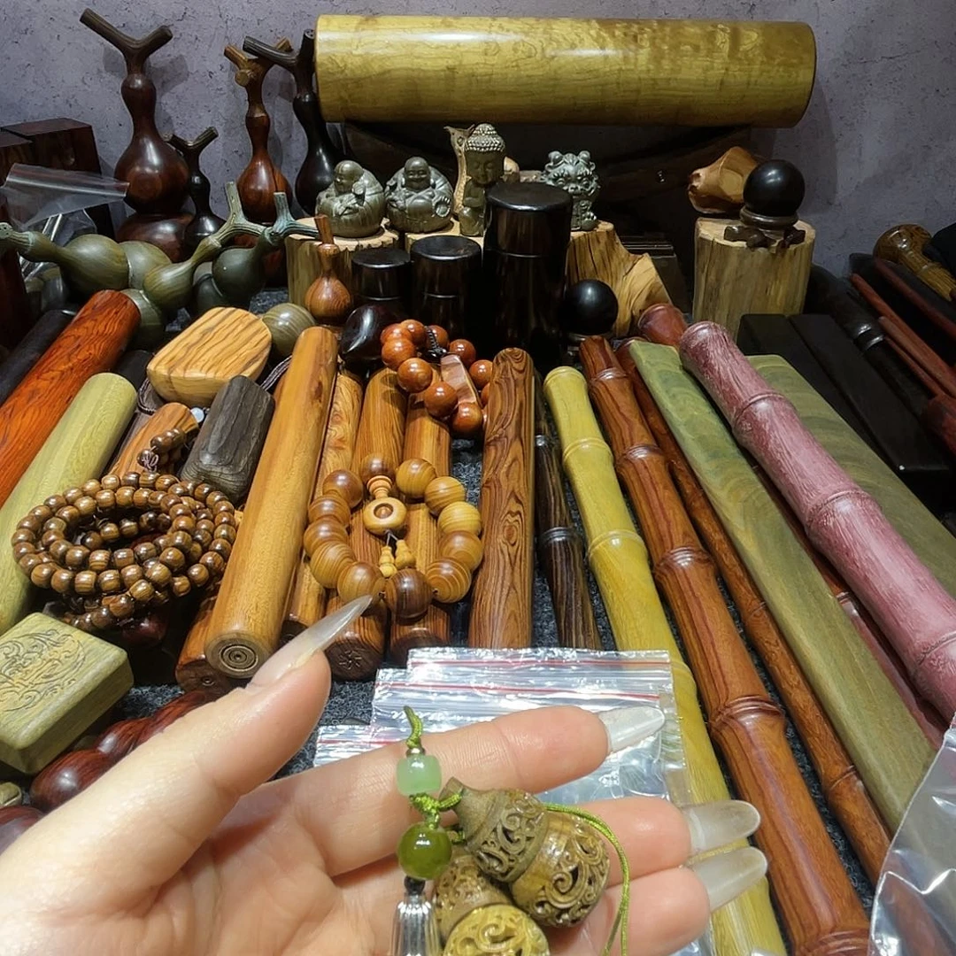 维腊木（绿檀）水***山