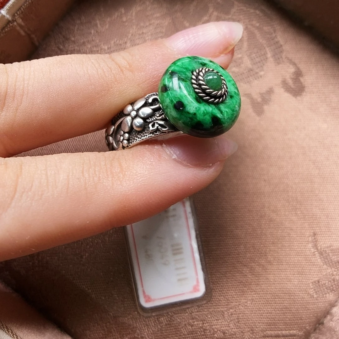 定制翡翠未镶嵌翡翠戒指