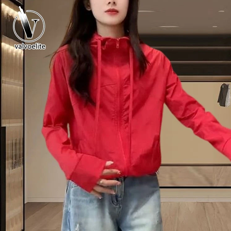 VALVOELITE设计感多巴胺红色轻薄连帽防晒女士夏季韩系轻薄防晒衣