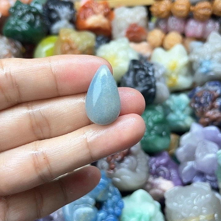 未镶嵌石英质玉珠宝奇石蓝水滴吊坠