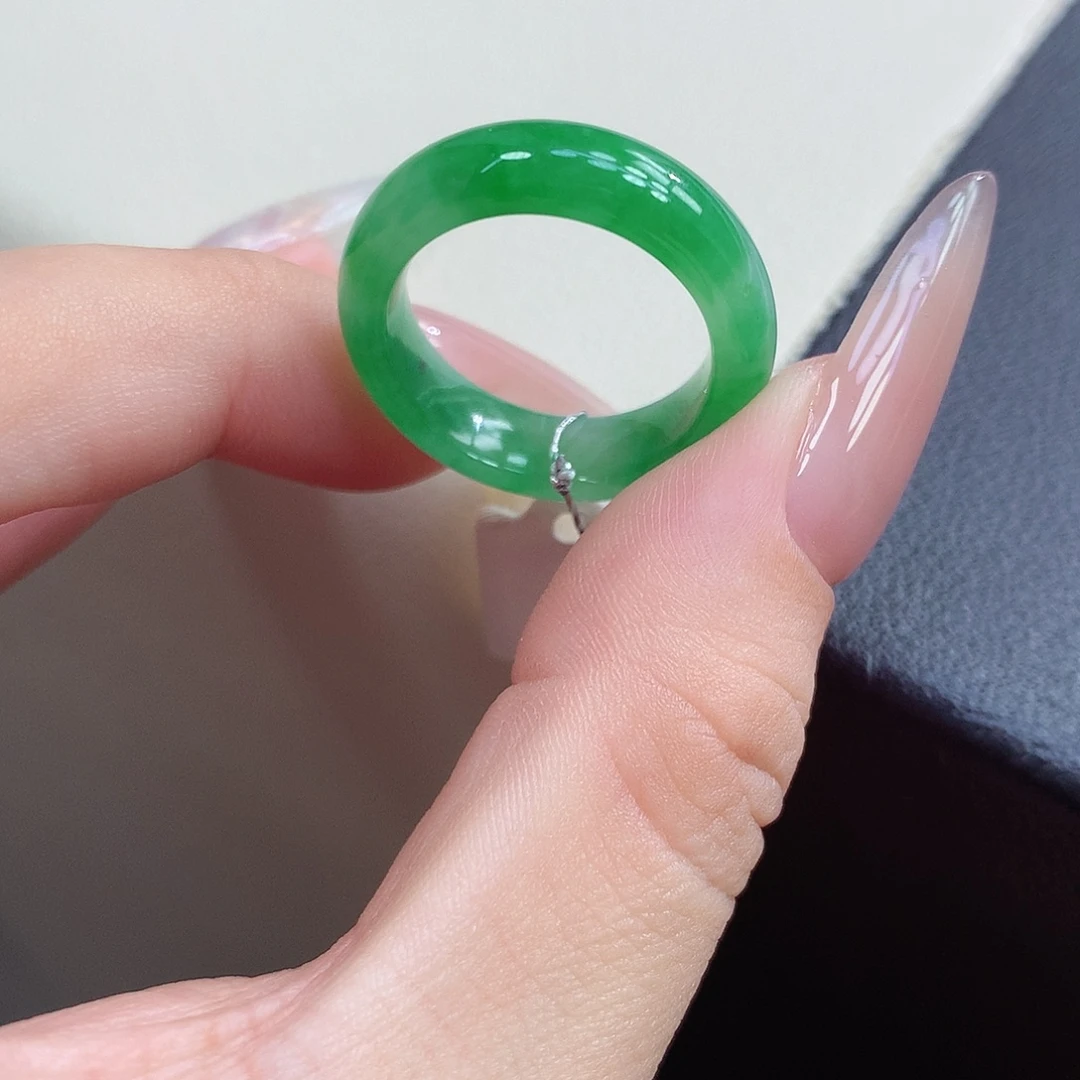 翡翠未镶嵌戒圈16号