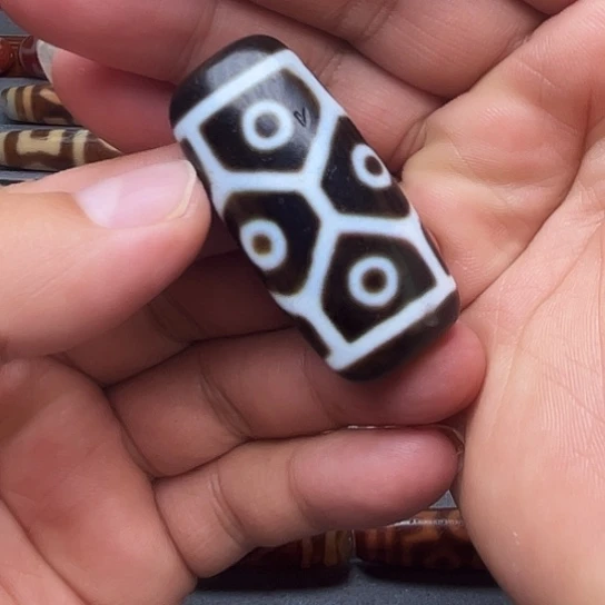 六***爷玛瑙/玉髓颈饰未镶嵌