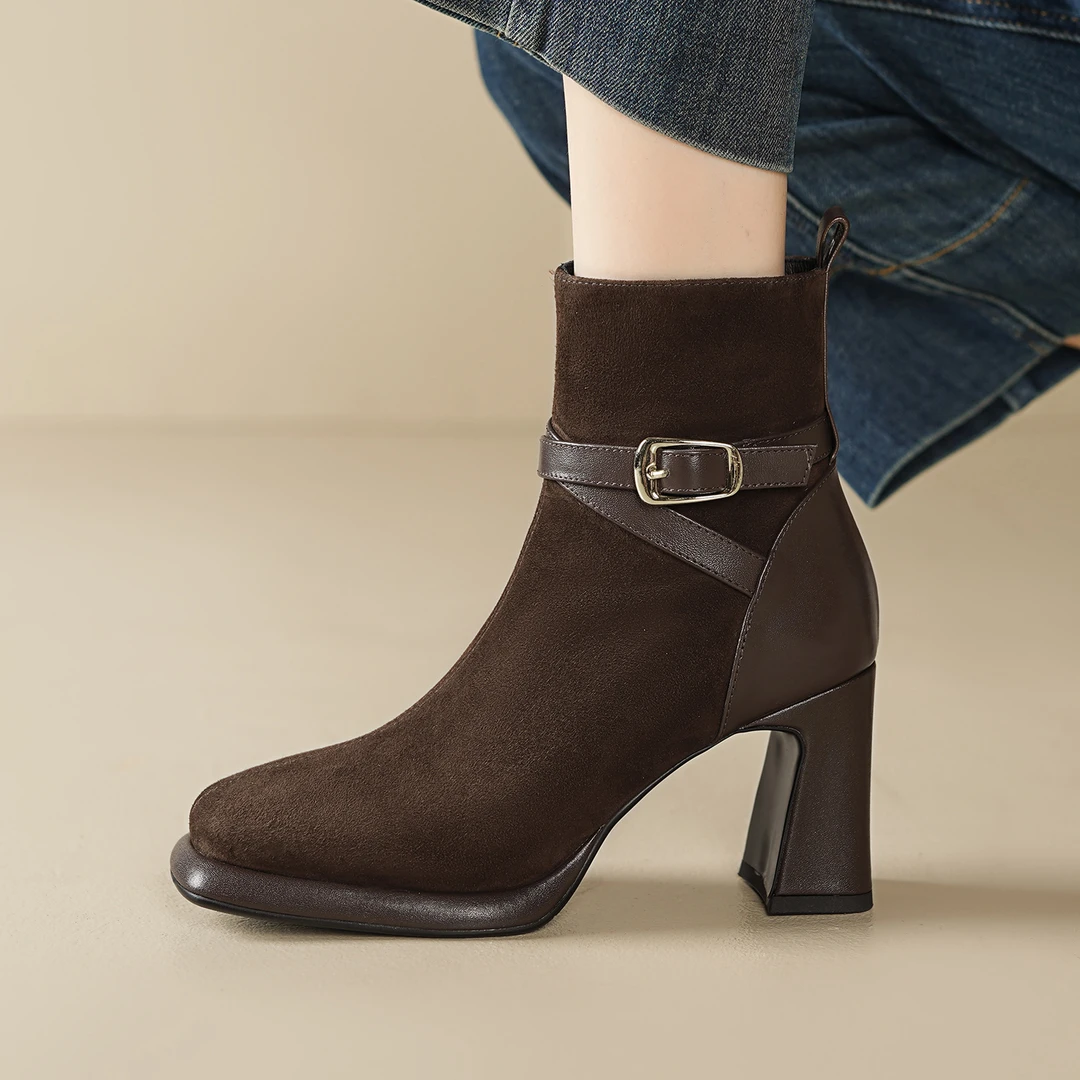 8cm气质百搭高跟时装靴子女真皮圆头瘦瘦靴小个子粗跟防水台短靴