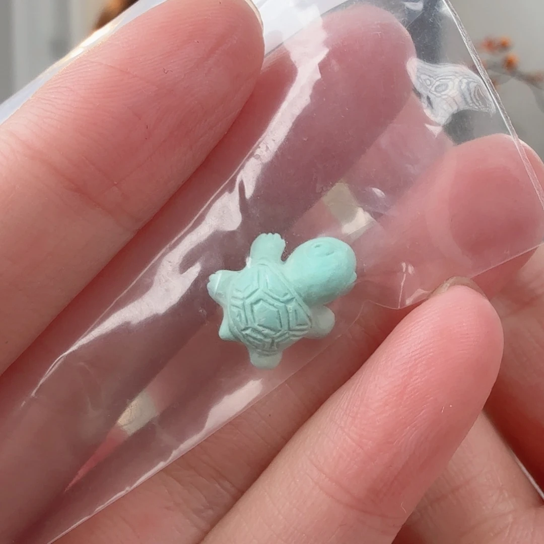 小***悠绿松石未镶嵌珠宝半成品