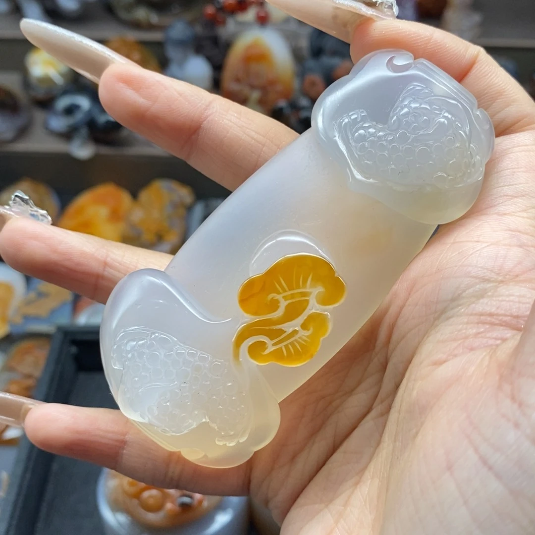 玛瑙/玉髓吊坠(不含链)未镶嵌龙*