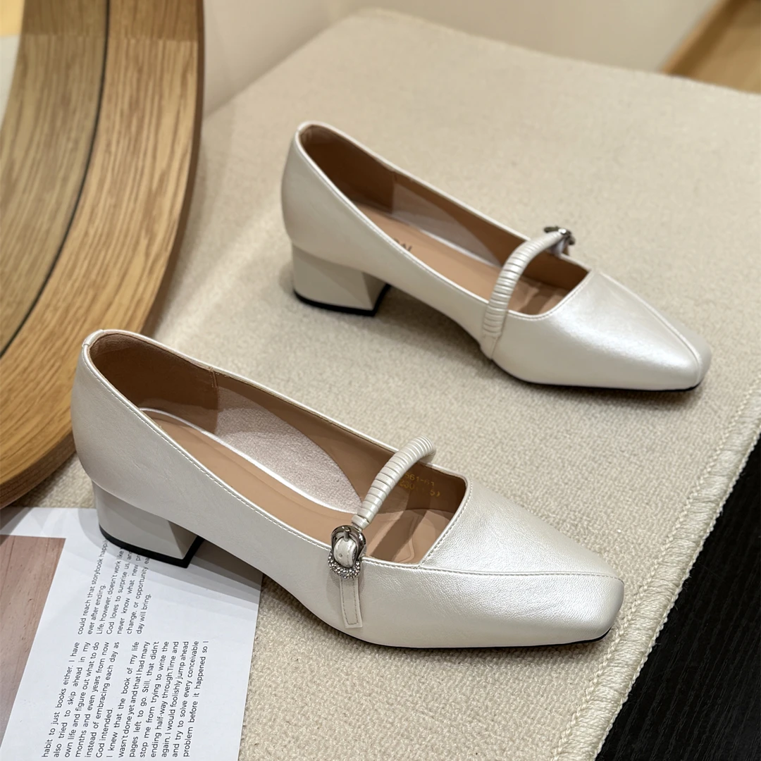 韩版气质浅口粗跟玛丽珍单鞋女2025新款夏小众洋气中跟时髦小皮鞋
