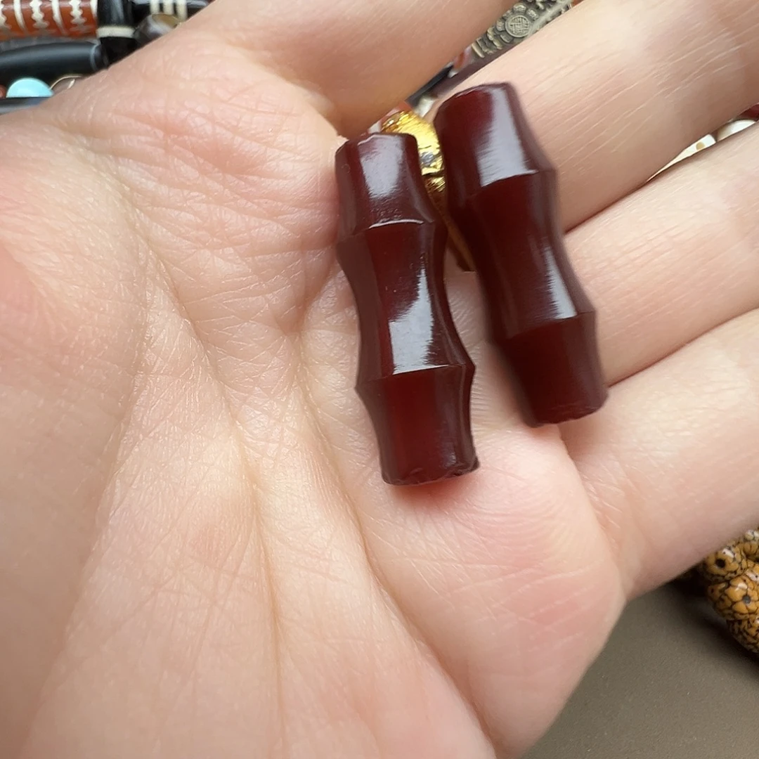 x***谢玛瑙/玉髓未镶嵌珠宝半成品