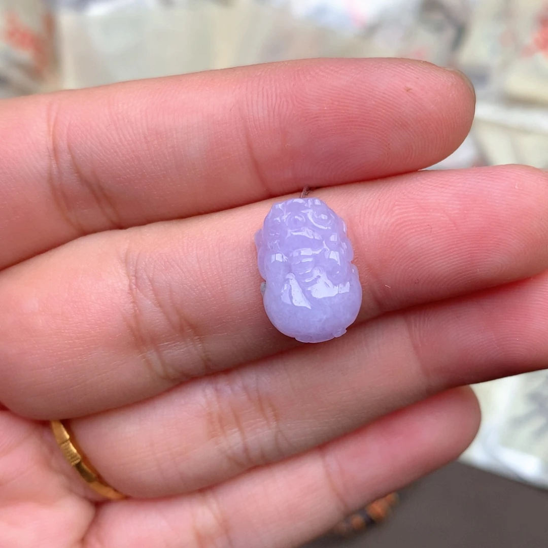 翡翠挂件未镶嵌一