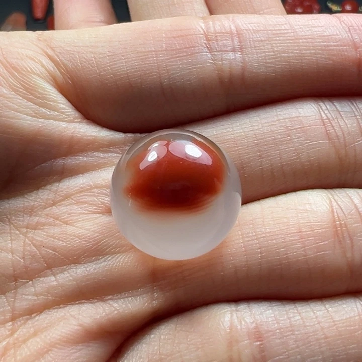 南红玛瑙未镶嵌珠子