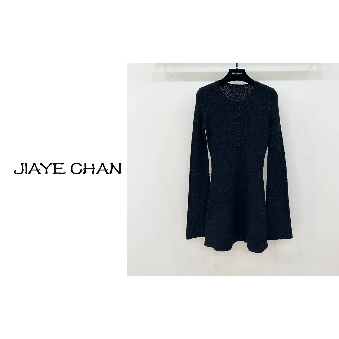 【西西高定】新款时尚高级感黑色纯欲风百搭显瘦针织连衣裙