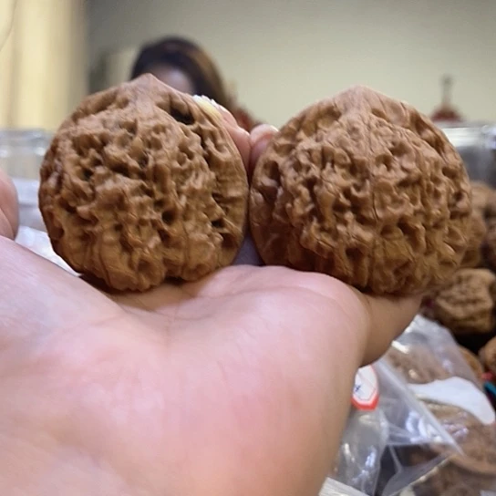 文玩核桃吊坠49官帽