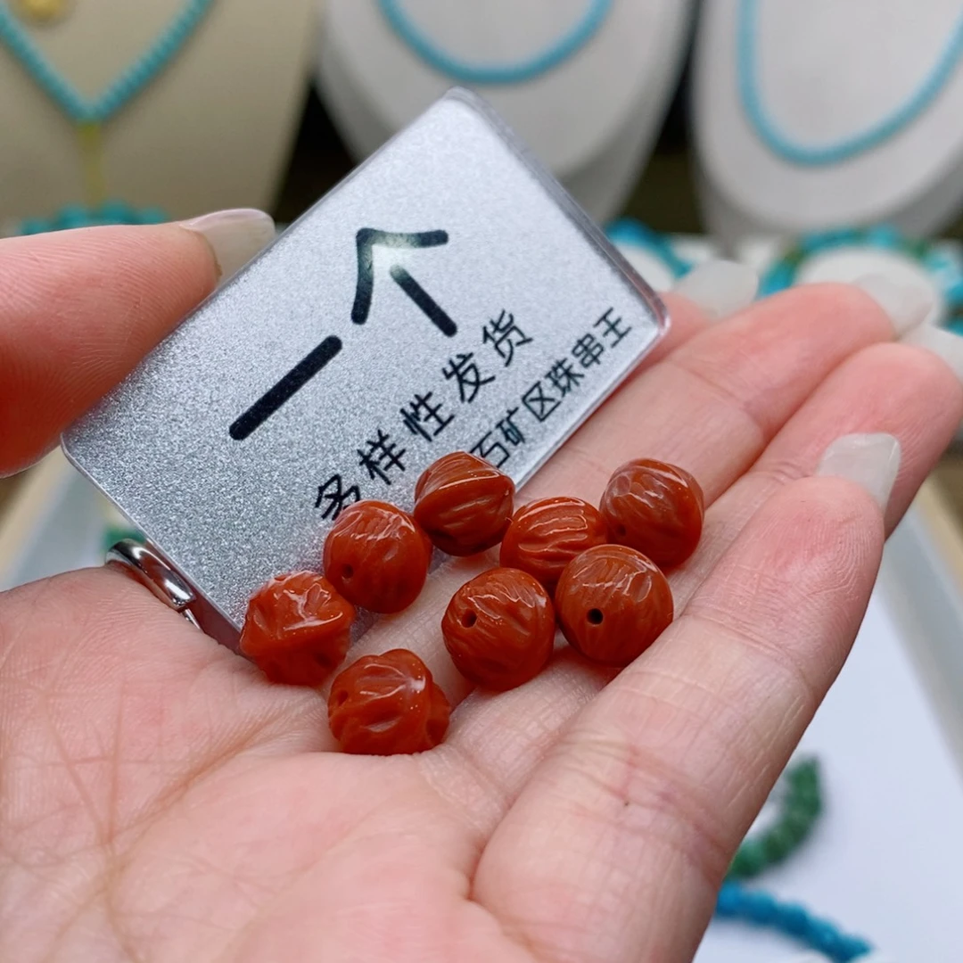 南红玛瑙未镶嵌珠宝奇石