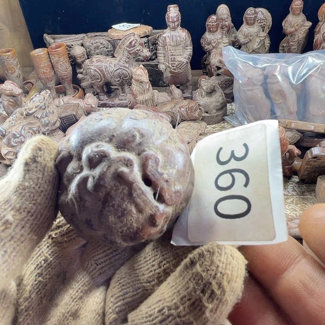 和田玉（糖玉）未镶嵌挂件