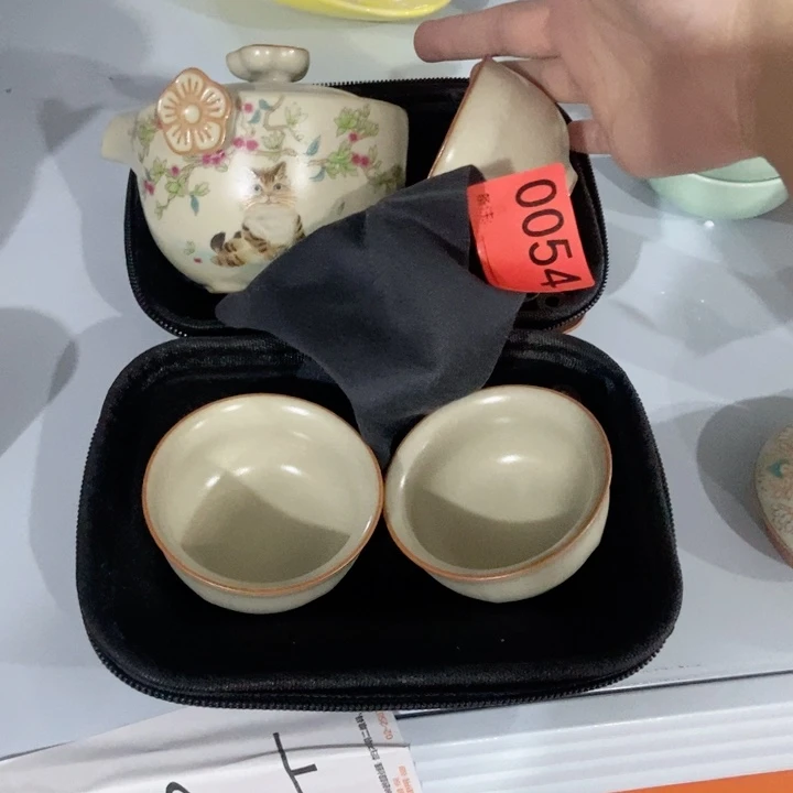 茶具微瑕，介意勿拍