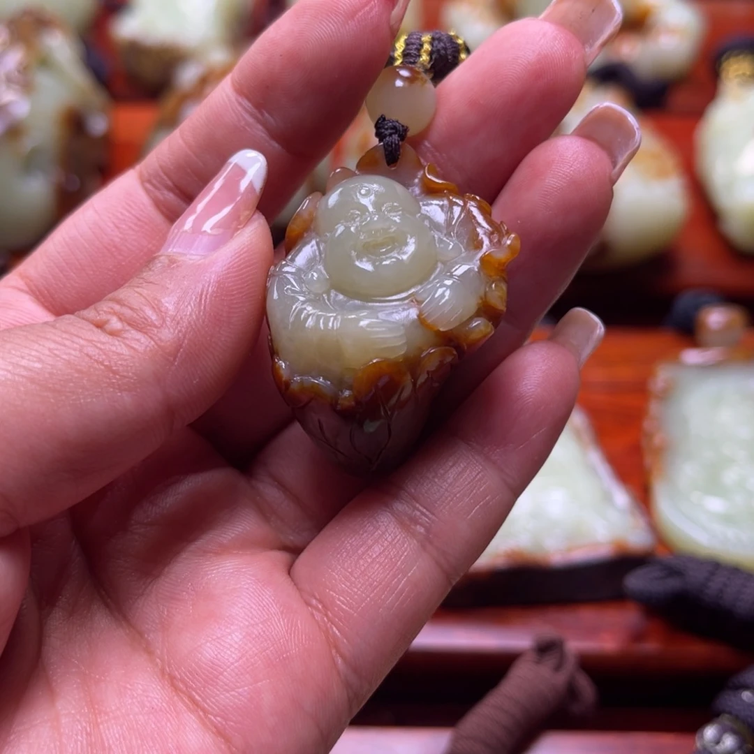 【闪购商品】岫岩河磨玉（透闪石质玉）未镶嵌颈饰