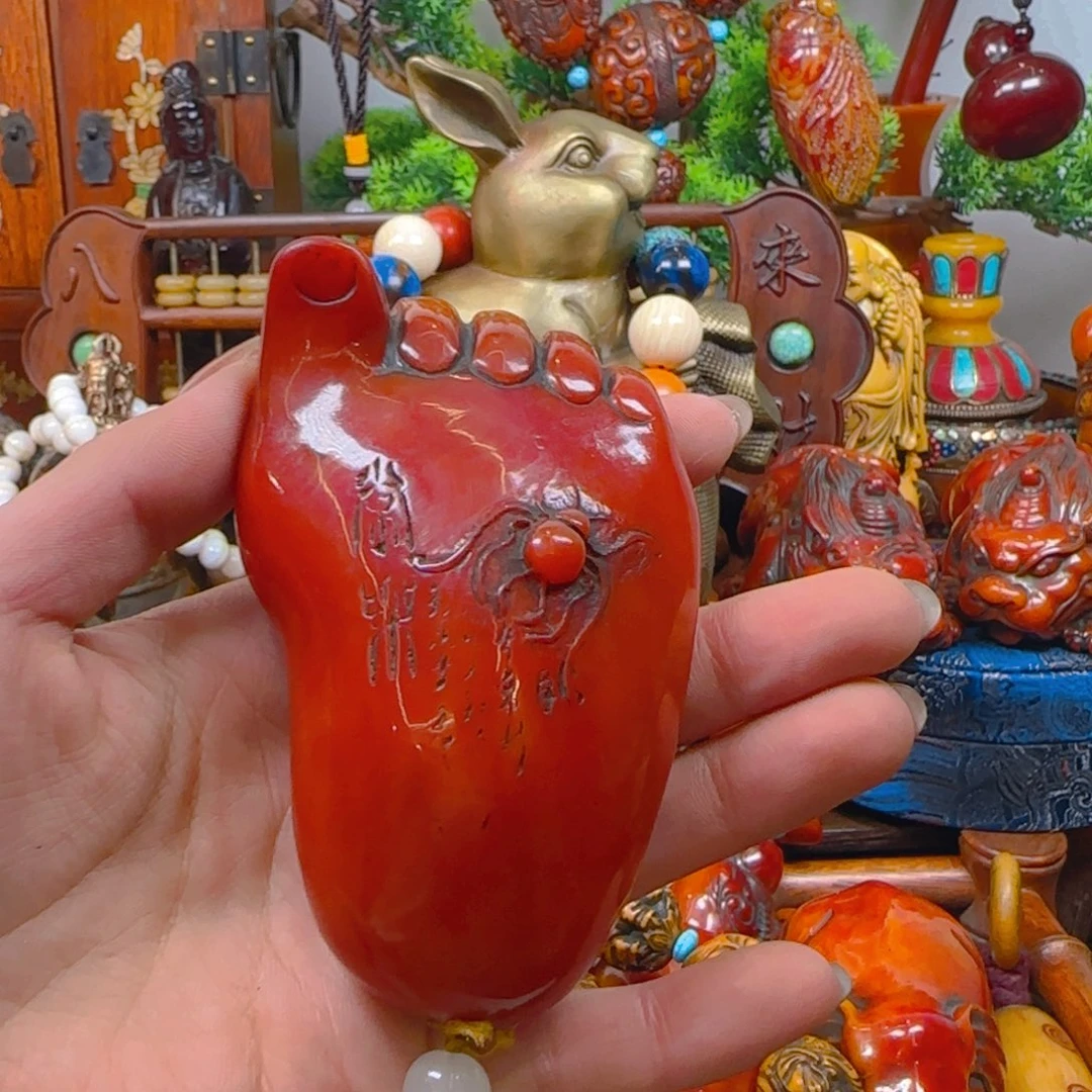 琥珀裸石未镶嵌手把